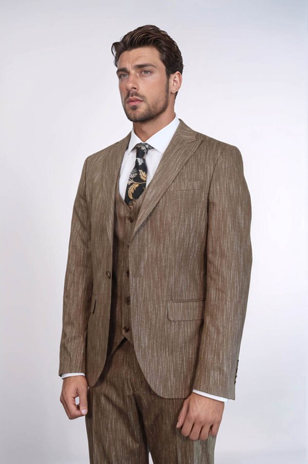3 -Piece Single Button Peak Lapel Tan Men Suit