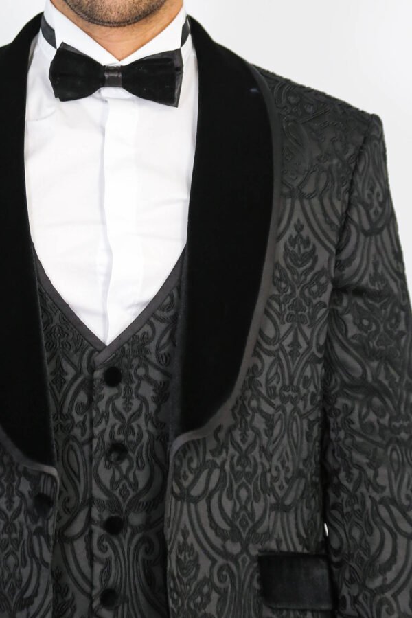 Baroque Patterned Velvet Shawl Collar Vest With Black Tuxedo