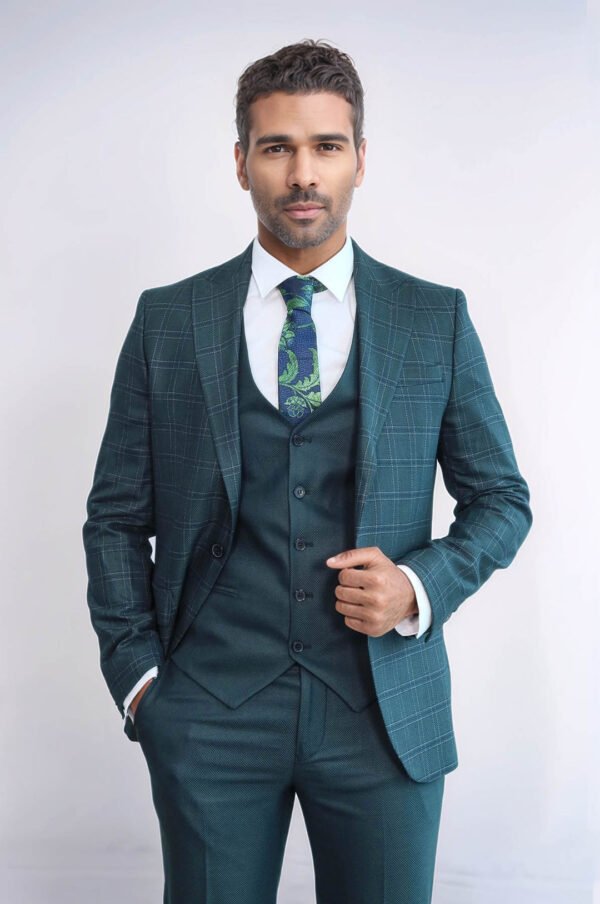 Checked Slim Fit Green Men Suit