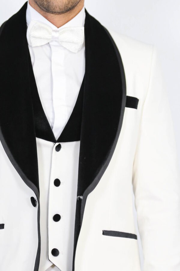 Classic Velvet Lapel White Tuxedo Sui