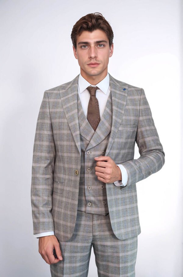 Single Button Peak Lapel 3-Piece Suit in Beige