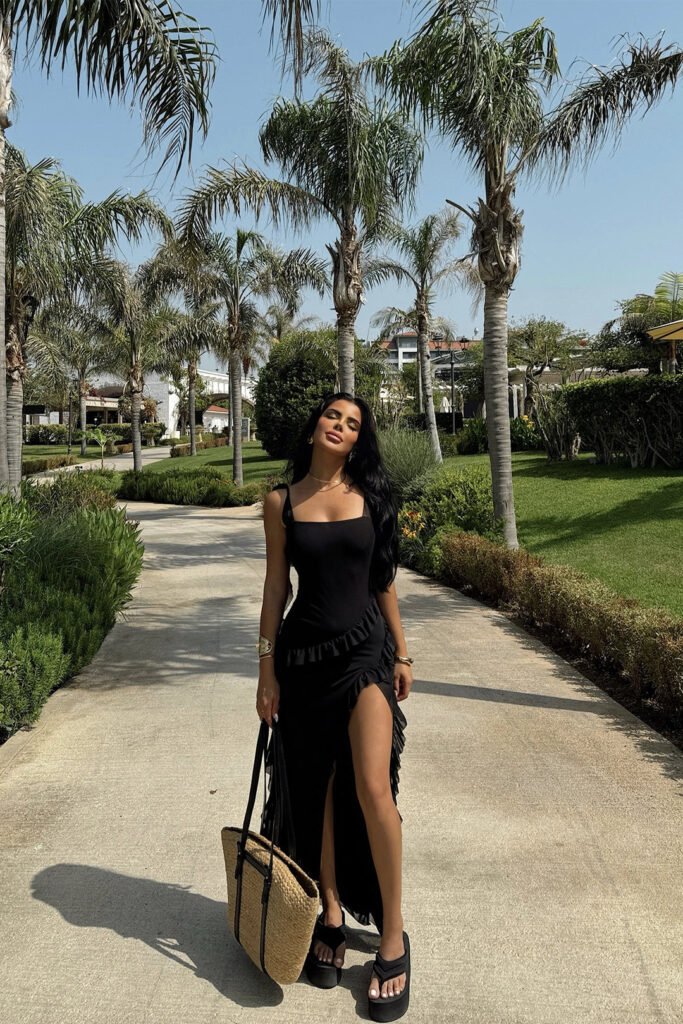 EYY Women Black Astrid Slit Long Dress