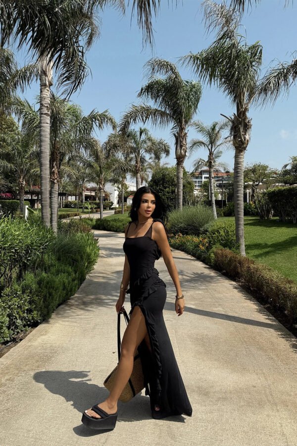 EYY Women Black Astrid Slit Long Dress
