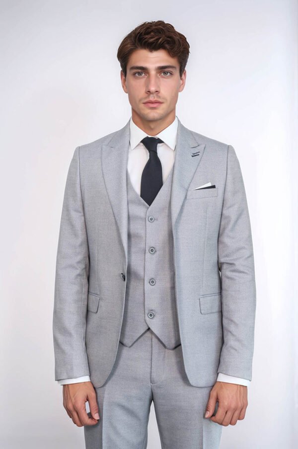 Patterned Light Blue 3 Piece Suit
