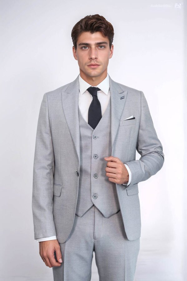 Patterned Light Blue 3 Piece Suit