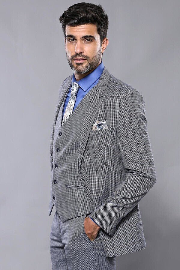 Plaid Navy Slim-Fit Vested Suit